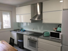 Apartamento; en el camino con WIFI